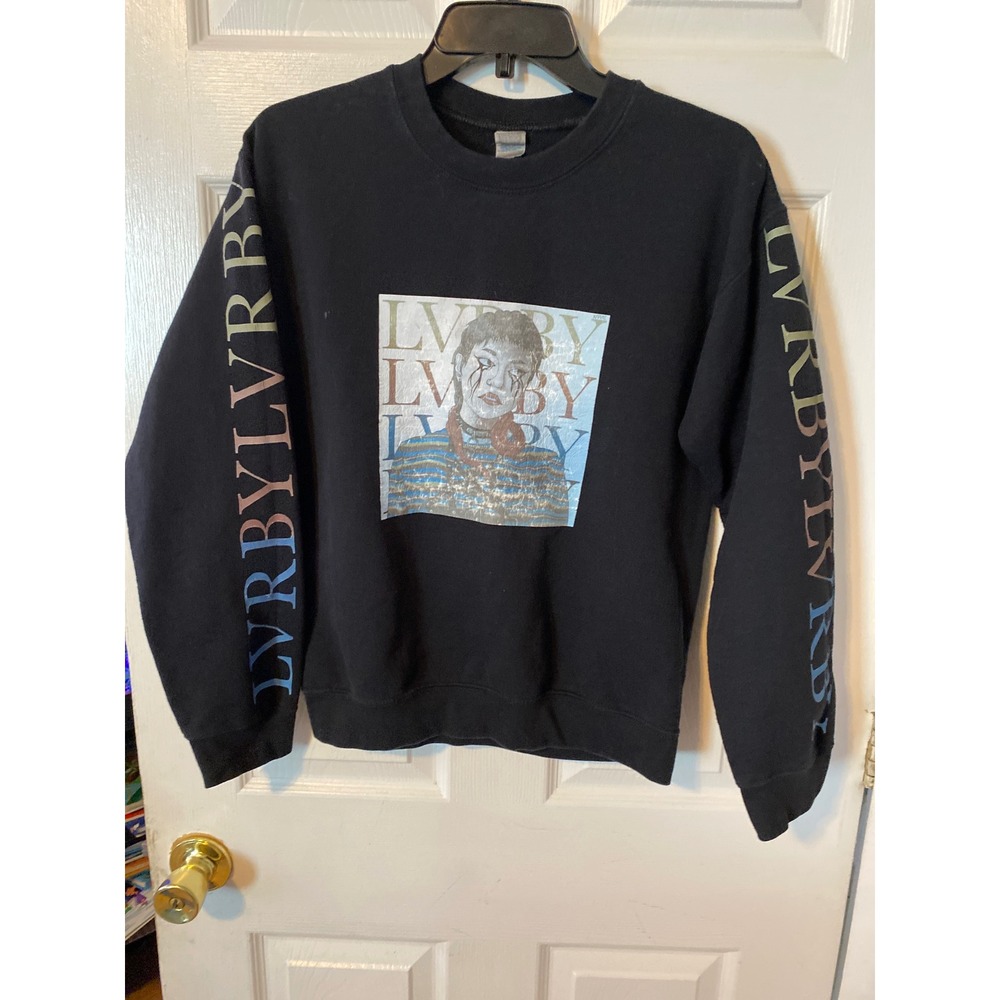 Gildan LVRBY Graphic Crewneck Sweatshirt Black Long Sleeve Pullover Small